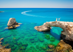 Кипр вслед за Грецией открывает границы для россиян