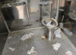 В Сочи ищут желающих за 18 миллионов убирать 9 общественных туалетов 