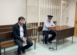 Блогера, нагло пристававшего к девушке в Сочи, арестовали