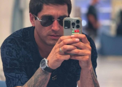 Абхазский блогер настойчиво предлагал деньги за знакомство с девушкой в центре Сочи