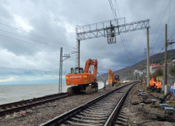 29 поездов, задержанных из-за «шторма века» в Сочи, ввели в график