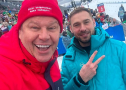  Олимпийский чемпион Антон Шипулин отказался возвращать медаль, заработанную в Сочи