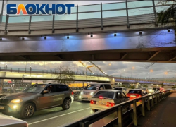 В Сочи хотят построить перехватывающие парковки, чтобы избежать пробок после открытия обхода Адлера