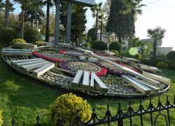 Цветочные часы в центре Сочи обновили за 15 миллионов рублей