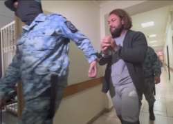 На СВО отправился житель Сочи, который лишил глаза бывшую девушку и пытался убить её