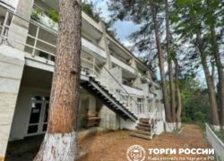 В Сочи выставили на продажу здание закрытого санатория «Лазана»