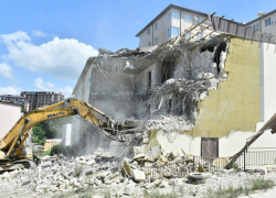 За год в Сочи снесли 30 самостроев