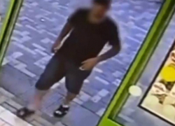 В Сочи нетрезвый приезжий сорвал с шеи знакомого серебряную цепочку с крестиком