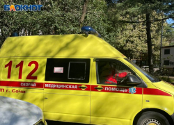 В Сочи автоледи сбила 4-летнего мальчика, бежавшего на площадку