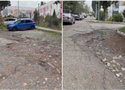 «Дороги, как до войны»: горожанка показала ямы, окружающие медицинские учреждения Сочи