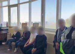 Полиция нашла подростков, запустивших фейерверки в памятник войнам в Сочи