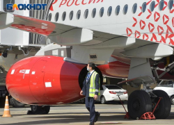 Пассажир рейса «Сочи-Санкт-Петербург» пожаловался на авиакомпанию из-за обкаканного попутчика