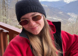 Российскую блогершу Катю Адушкину увезли в больницу после отдыха в горах Сочи