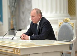 Песков прокомментировал планы Владимира Путина по проведению военных совещаний в Сочи