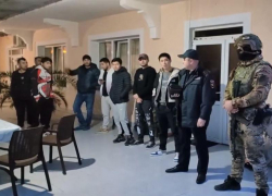 Более 400 мигрантов-нелегалов задержали на территории Сочи