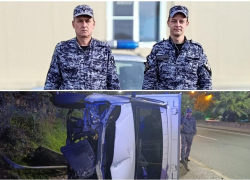 В Сочи росгвардейцы спасли мужчину с инфарктом, перевернувшегося на «Газели»