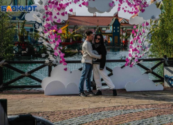 Многие влюбленные пары выбирают Сочи для отдыха перед Новым годом