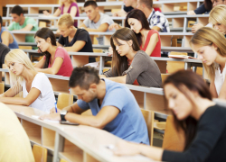 Российские вузы возвращаются к очной системе обучения