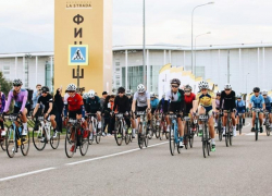 Завершающего этапа достигла велогонка «La Strada» в Сочи 