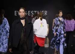 150 килограмм косметики использовали на Неделе моды в Сочи