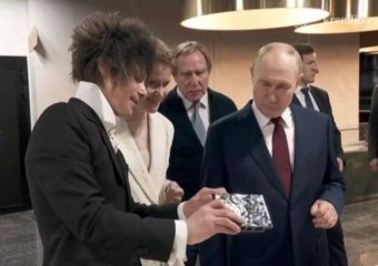 Владимир Путин открыл концертный комплекс в Сириусе