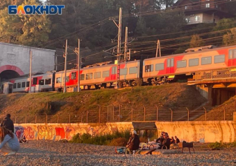 Туристы отсудили у РЖД почти 300 тысяч за жару в поезде Екатеринбург — Адлер