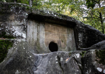 Ученые создадут трехмерную модель обнаруженных в горах Сочи древних захоронений