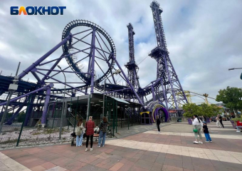 Посетители Сочи Парка застряли на экстремальном аттракционе