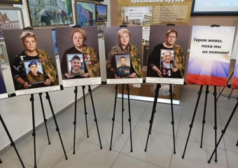 Фотовыставка в честь погибших защитников Отечества открылась в Сочи