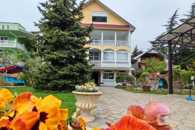 Бронирование номеров в гостевом доме "Орион"