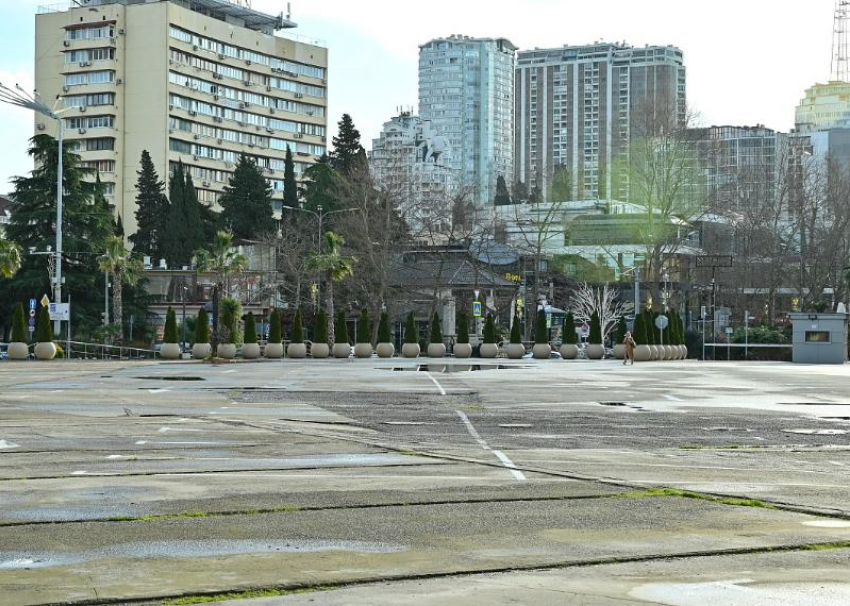 Муниципалитет Сочи вернул себе территорию бывшего кинотеатра «Спутник»