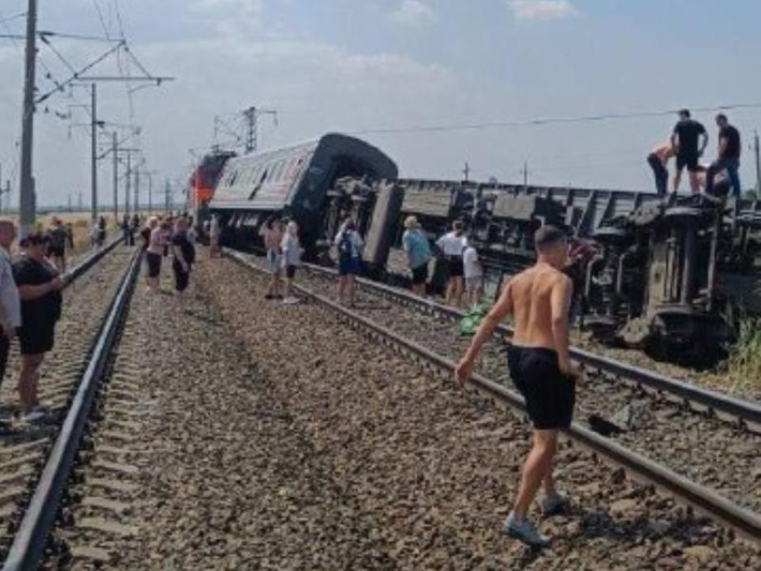 Все пассажиры, которые пострадали от схода поезда, добрались до Сочи