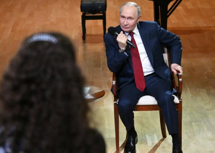 Президент Владимир Путин рассказал студентам Сириуса, какое желание бы загадал золотой рыбке