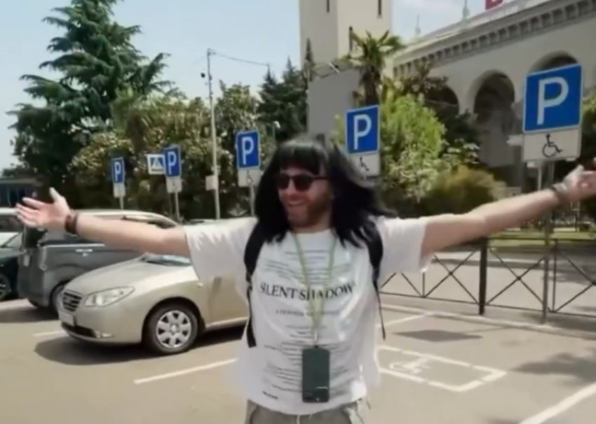 Блогер Стас «Просто класс» снял смешное видео об отдыхе в Сочи