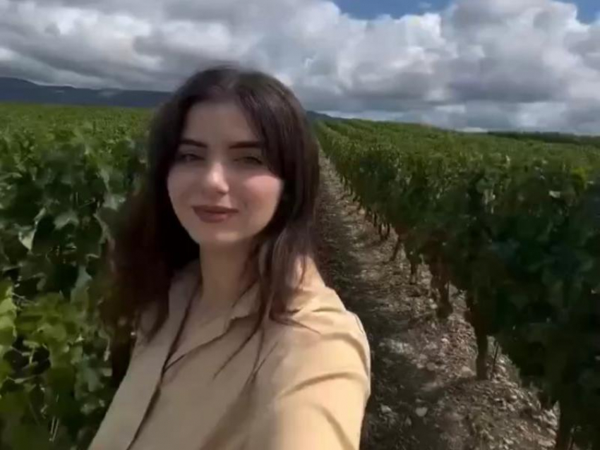 «Все едут в Сочи, а я из него»: девушка рассказала, что заставляет местных жителей уезжать из города-курорта