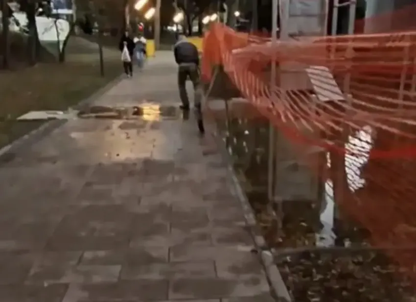 Воркаут-площадка, об открытии которой хвастались власти Сириуса, утонула в огромной луже