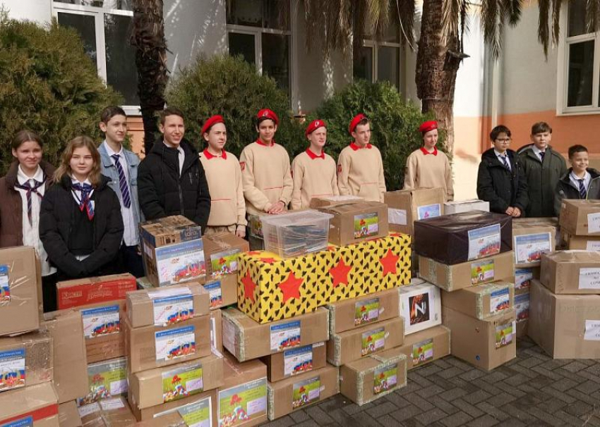 12 тонн гуманитарной помощи отправили из Сочи участникам СВО