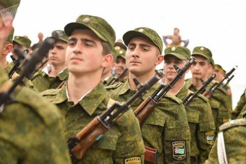 Жители Абхазии присоединились к военным силам России на Украине