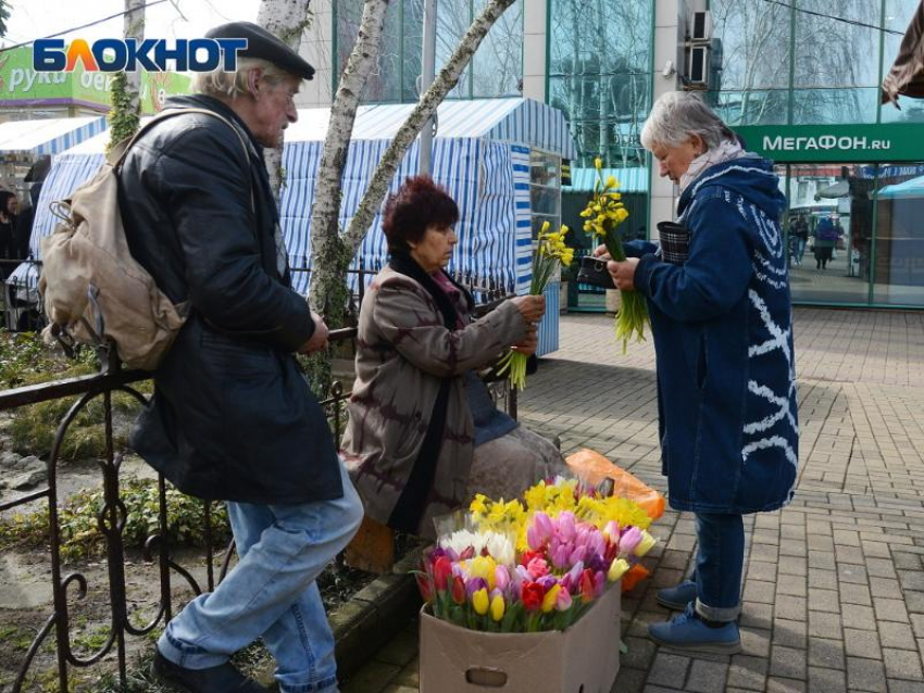 Цены на тюльпаны взлетели в три раза в преддверии 8 Марта в Сочи