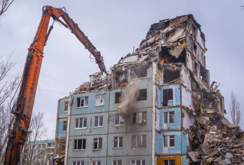 Незаконные или подлежащие демонтажу дома сносят в Сочи