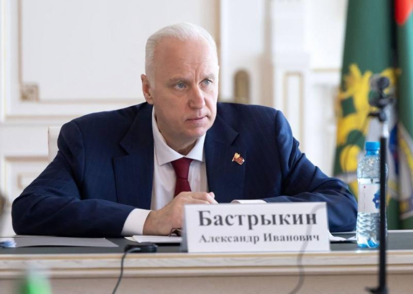 Бастрыкин взял на контроль дело с падением мальчика с крыши недостроя в Сочи
