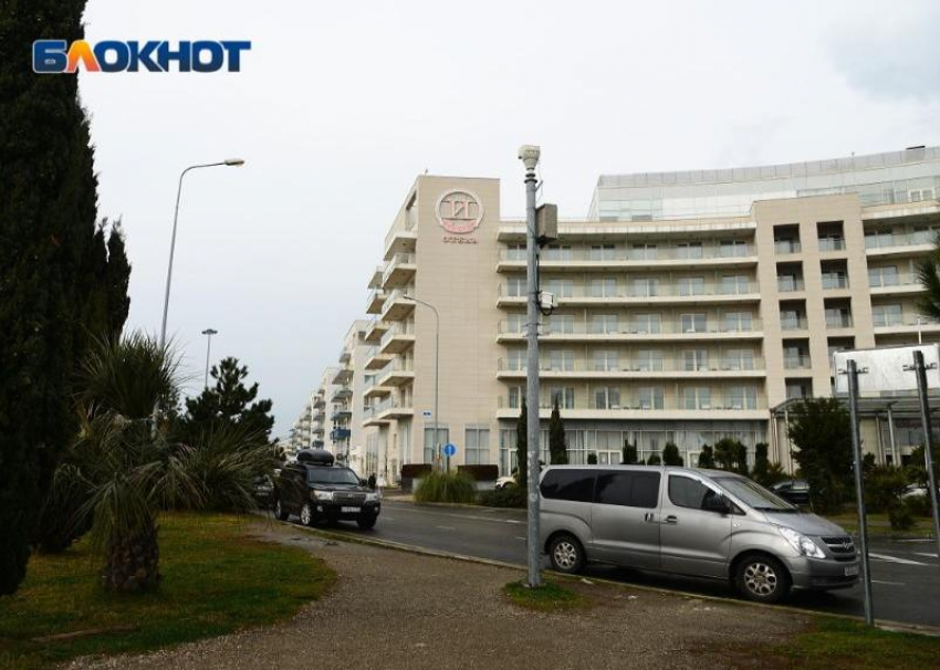 Олег Дерипаска вернул себе отель «Имеретинский» в Сириусе