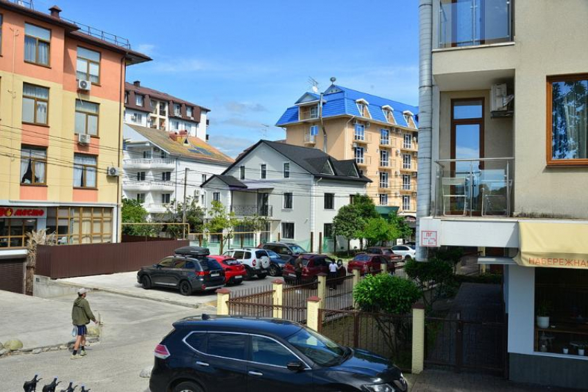 360 часов обязательных работ и 2 миллиона рублей штраф: расплата за пьяную езду в Сириусе