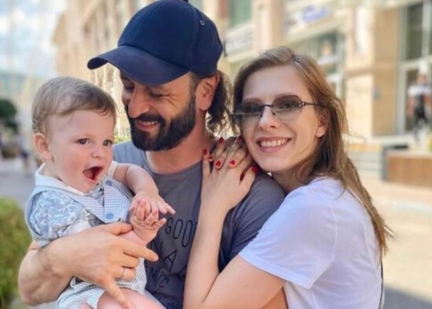 Лиза Арзамасова выставила фото с отдыха в Сочи с подрастающим сыном