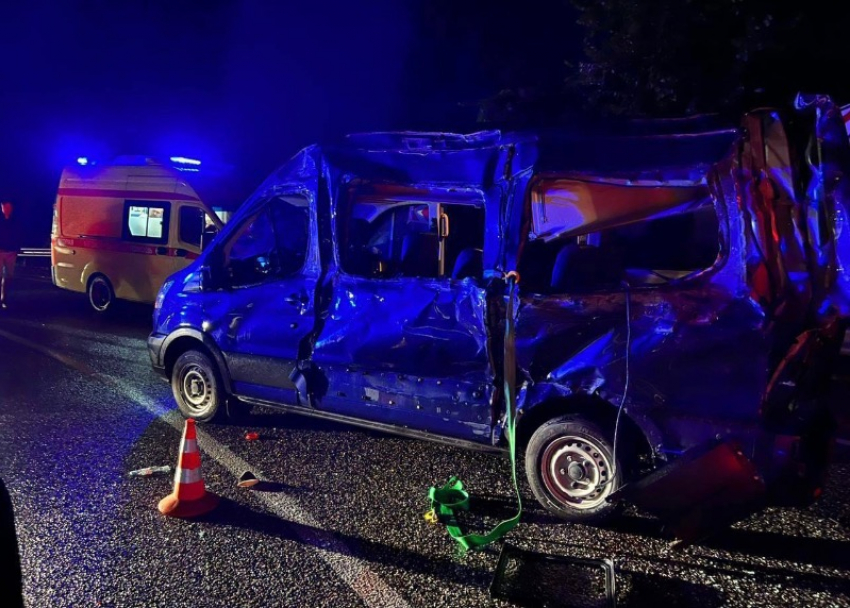 Двое пострадали и один погиб в автомобильной аварии на трассе в Сочи