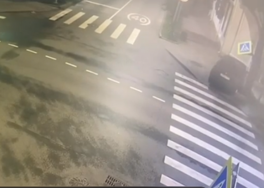 В Сочи пьяный угонщик доехал до ближайшего столба