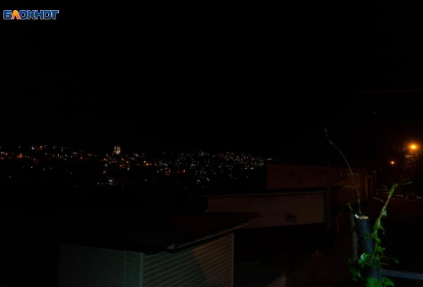 Мощные взрывы, выбитые окна в жилом доме: ВСУ атаковали Сочи