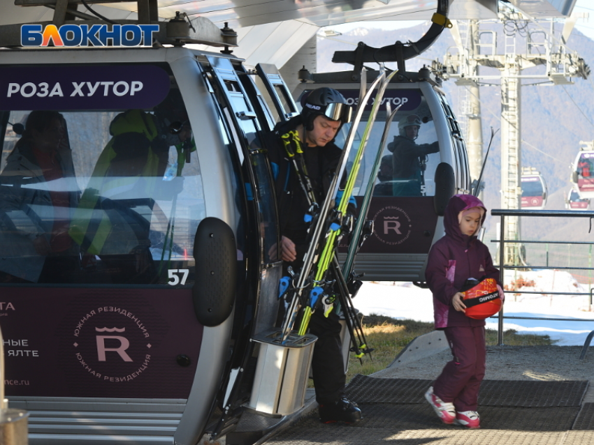 Первый в России детский ски-пасс объединил горные курорты от Сочи до Сахалина