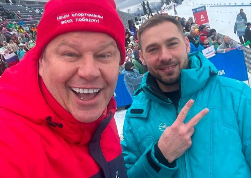  Олимпийский чемпион Антон Шипулин отказался возвращать медаль, заработанную в Сочи