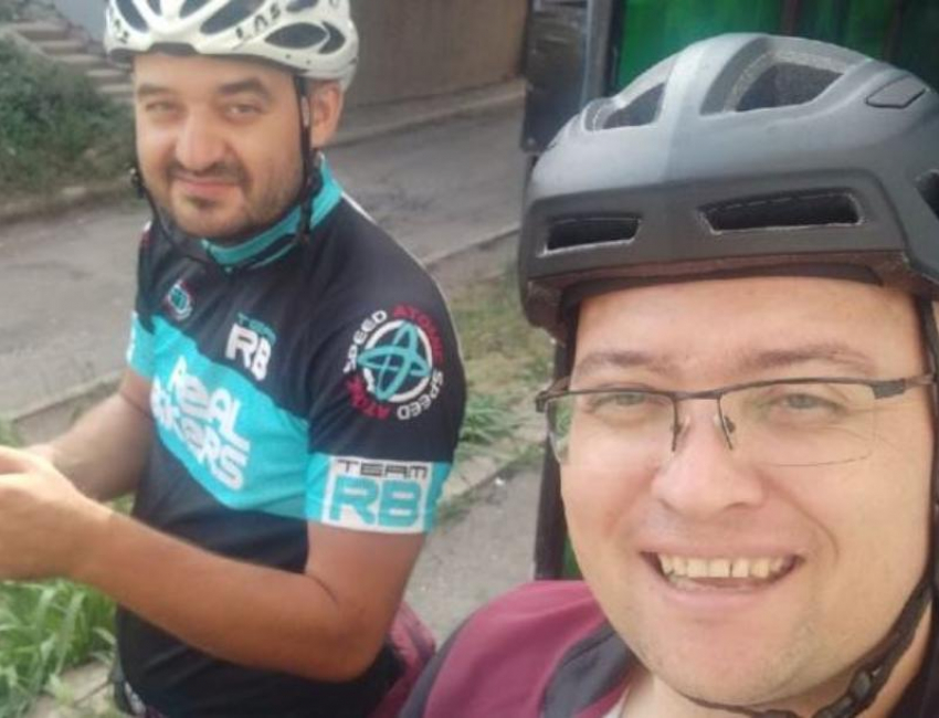 Два россиянина выехали из Самары в Сочи на велосипедах